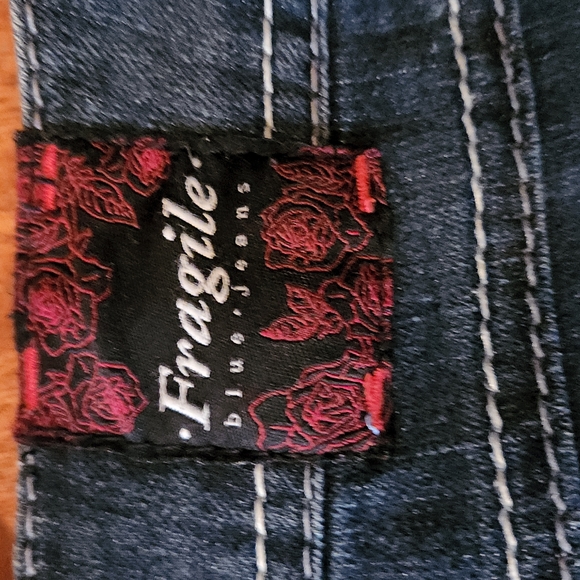 🎉🌹Host Pick🌹🎉FRAGILE BLUE JEANS - Picture 8 of 11